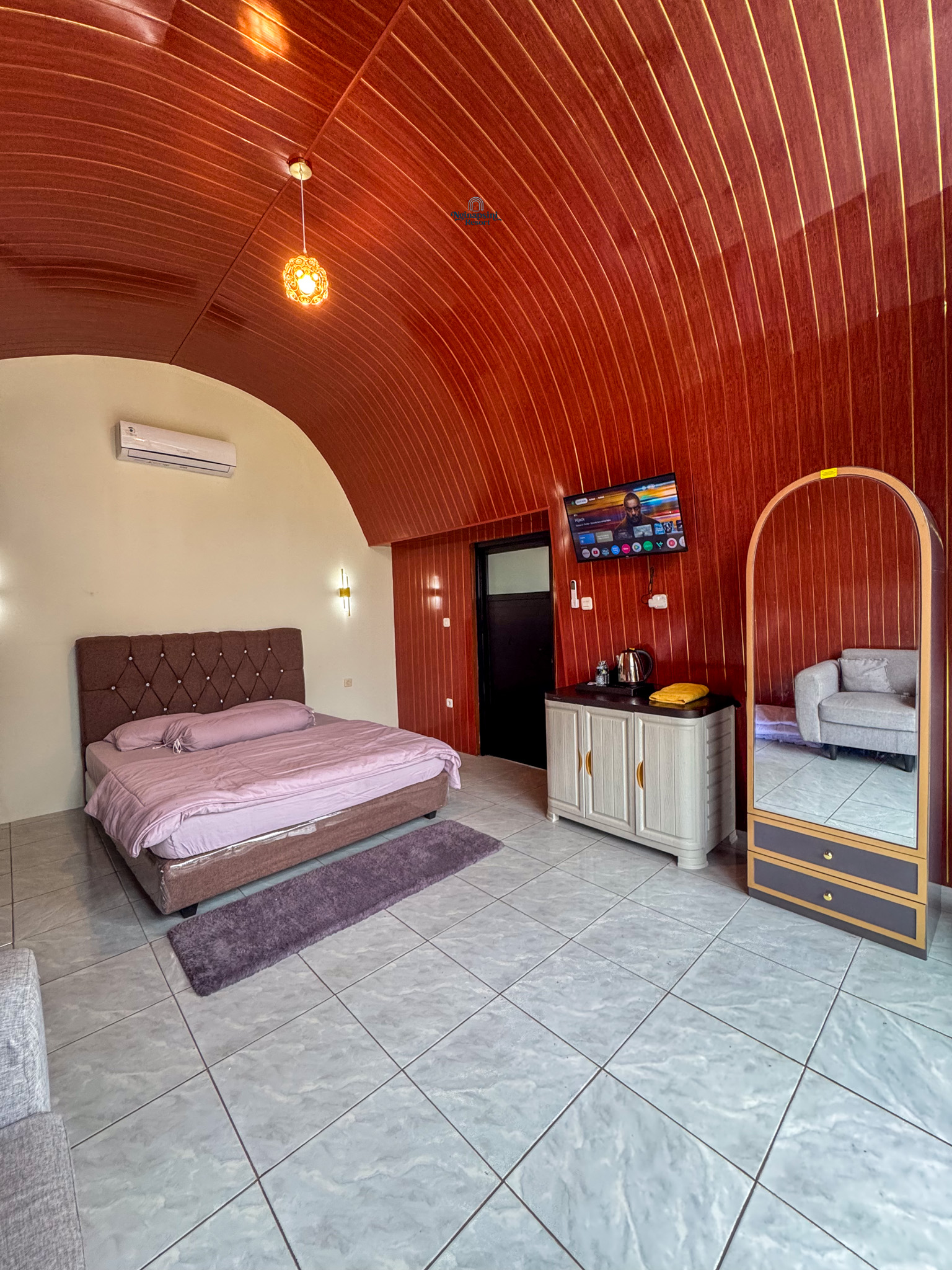 Cabin 9
